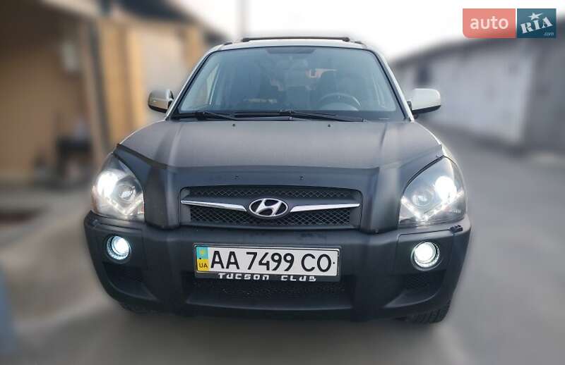 Позашляховик / Кросовер Hyundai Tucson 2008 в Києві