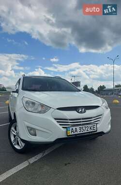 Позашляховик / Кросовер Hyundai Tucson 2010 в Києві