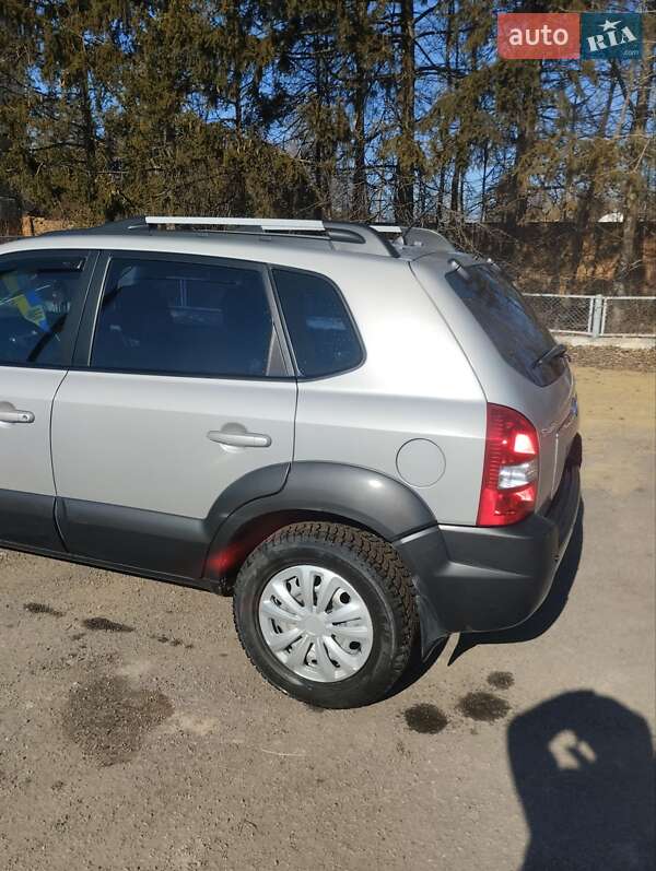 Позашляховик / Кросовер Hyundai Tucson 2007 в Шаргороді