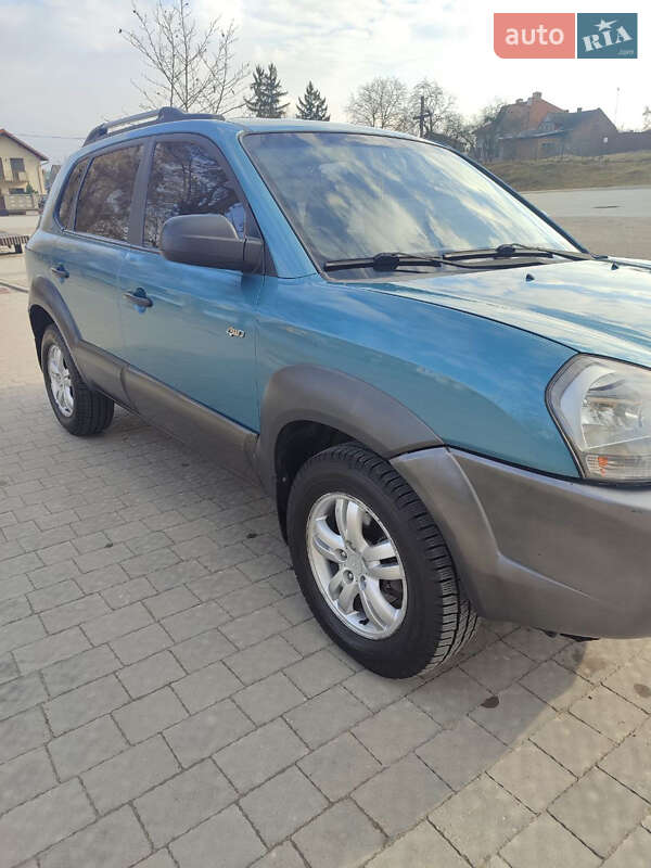 Позашляховик / Кросовер Hyundai Tucson 2008 в Львові
