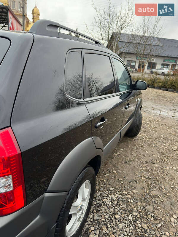 Позашляховик / Кросовер Hyundai Tucson 2008 в Рожнові
