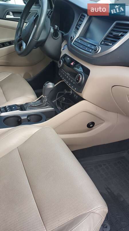 Внедорожник / Кроссовер Hyundai Tucson 2017 в Киеве