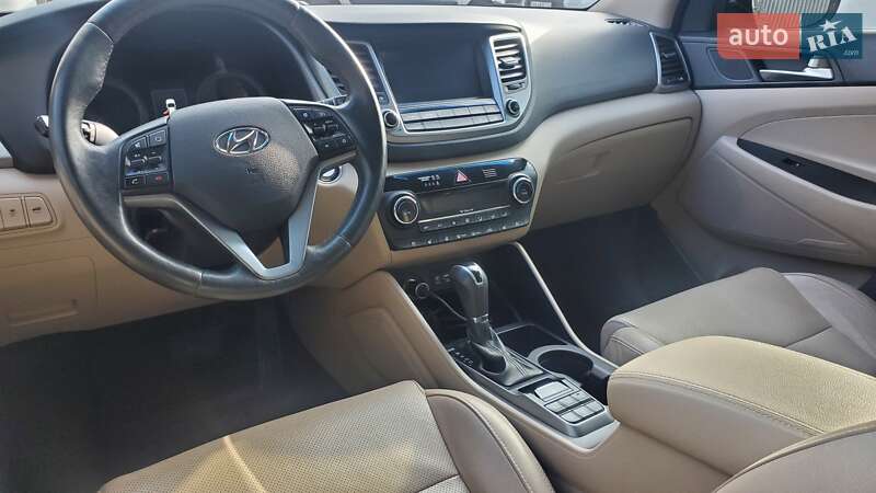 Внедорожник / Кроссовер Hyundai Tucson 2017 в Киеве