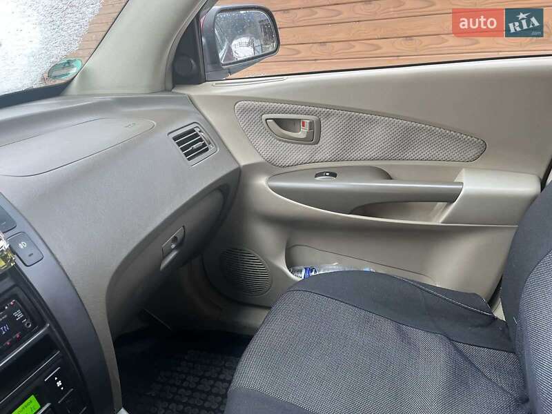 Позашляховик / Кросовер Hyundai Tucson 2007 в Надвірній