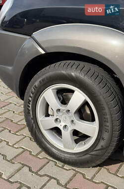 Внедорожник / Кроссовер Hyundai Tucson 2007 в 