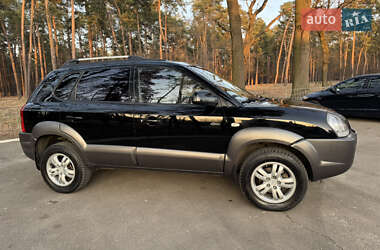 Позашляховик / Кросовер Hyundai Tucson 2007 в Києві