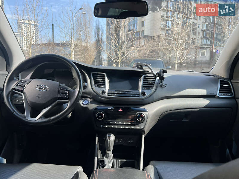 Позашляховик / Кросовер Hyundai Tucson 2017 в Києві