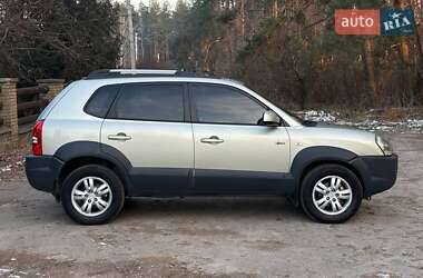 Внедорожник / Кроссовер Hyundai Tucson 2007 в 