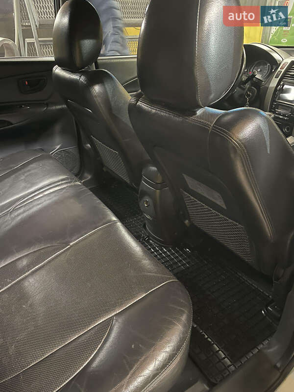 Позашляховик / Кросовер Hyundai Tucson 2008 в Гайвороні