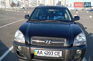 Позашляховик / Кросовер Hyundai Tucson 2006 в Києві