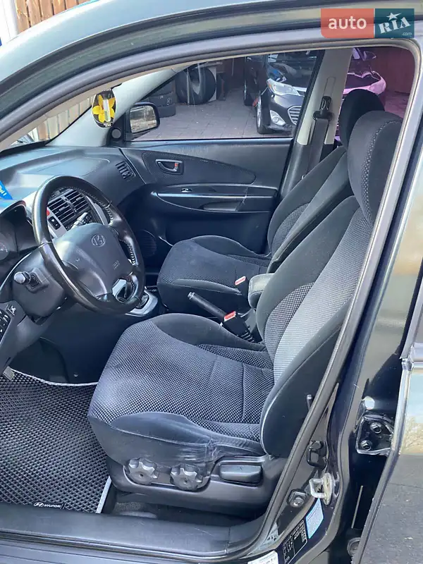 Внедорожник / Кроссовер Hyundai Tucson 2007 в 