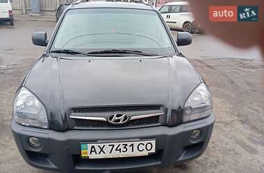 Позашляховик / Кросовер Hyundai Tucson 2012 в Краснограді