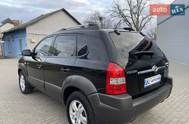 Внедорожник / Кроссовер Hyundai Tucson 2007 в 