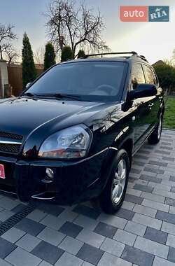 Внедорожник / Кроссовер Hyundai Tucson 2008 в 