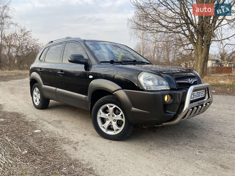 Позашляховик / Кросовер Hyundai Tucson 2008 в Носівці