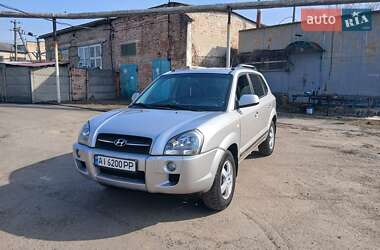Внедорожник / Кроссовер Hyundai Tucson 2005 в 