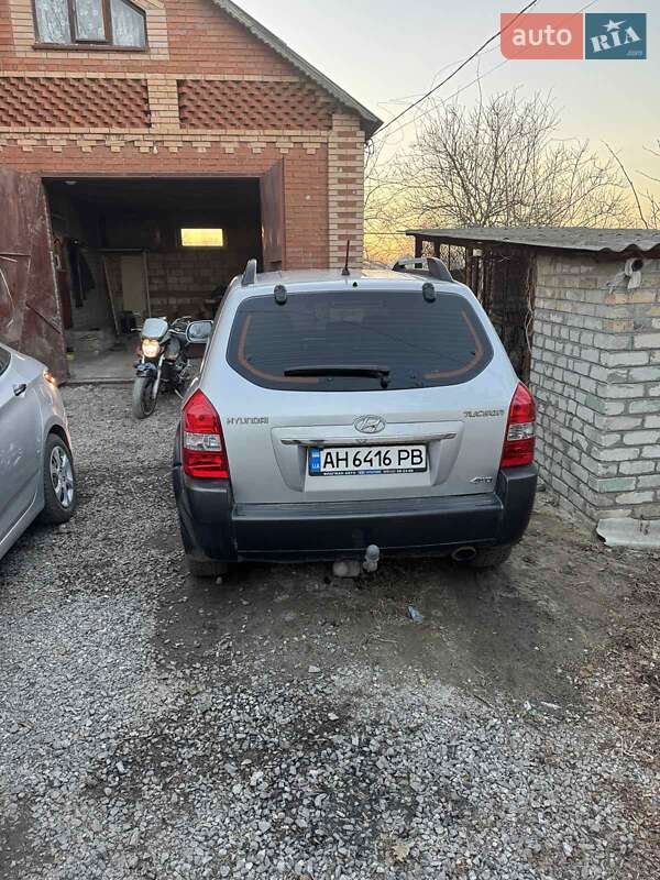 Внедорожник / Кроссовер Hyundai Tucson 2012 в Славянске