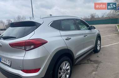 Внедорожник / Кроссовер Hyundai Tucson 2017 в 