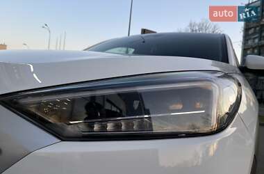 Внедорожник / Кроссовер Hyundai Tucson 2019 в 
