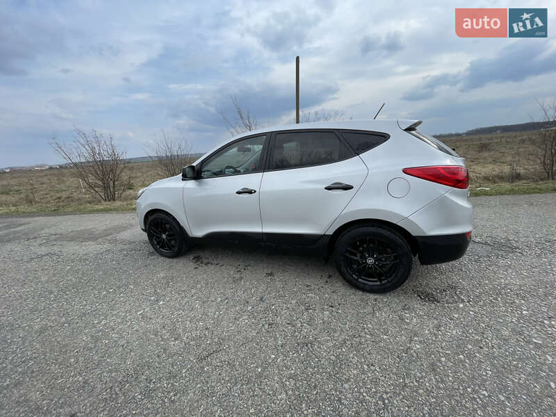 Позашляховик / Кросовер Hyundai Tucson 2015 в Івано-Франківську