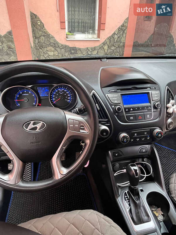 Позашляховик / Кросовер Hyundai Tucson 2015 в Івано-Франківську