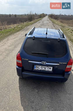 Внедорожник / Кроссовер Hyundai Tucson 2007 в 