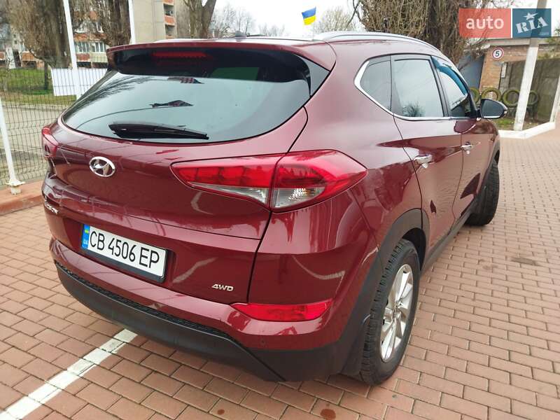 Внедорожник / Кроссовер Hyundai Tucson 2016 в Прилуках