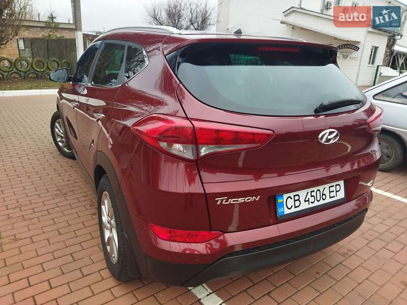 Внедорожник / Кроссовер Hyundai Tucson 2016 в Прилуках