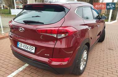 Позашляховик / Кросовер Hyundai Tucson 2016 в 