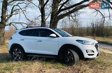 Внедорожник / Кроссовер Hyundai Tucson 2020 в 