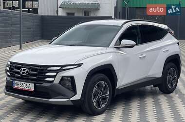 Позашляховик / Кросовер Hyundai Tucson 2024 в 