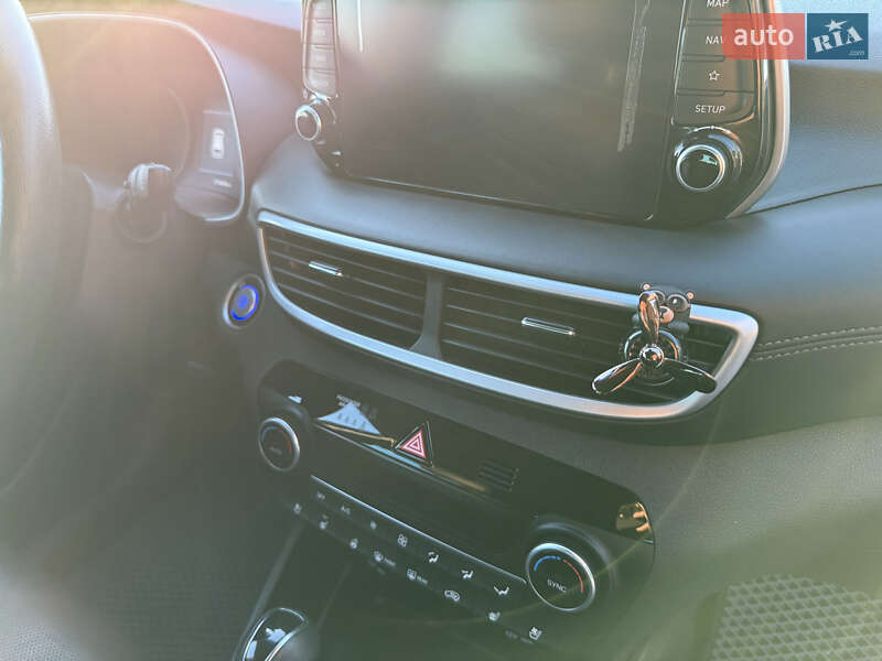 Внедорожник / Кроссовер Hyundai Tucson 2019 в Радивилове