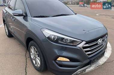 Внедорожник / Кроссовер Hyundai Tucson 2017 в 