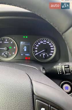 Внедорожник / Кроссовер Hyundai Tucson 2017 в 