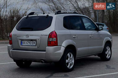Позашляховик / Кросовер Hyundai Tucson 2007 в 