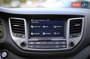 Внедорожник / Кроссовер Hyundai Tucson 2017 в 