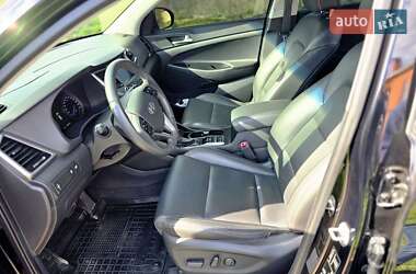 Внедорожник / Кроссовер Hyundai Tucson 2017 в 