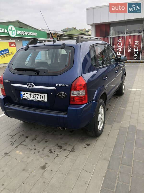 Позашляховик / Кросовер Hyundai Tucson 2005 в Стрию