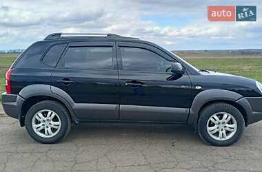 Внедорожник / Кроссовер Hyundai Tucson 2008 в 