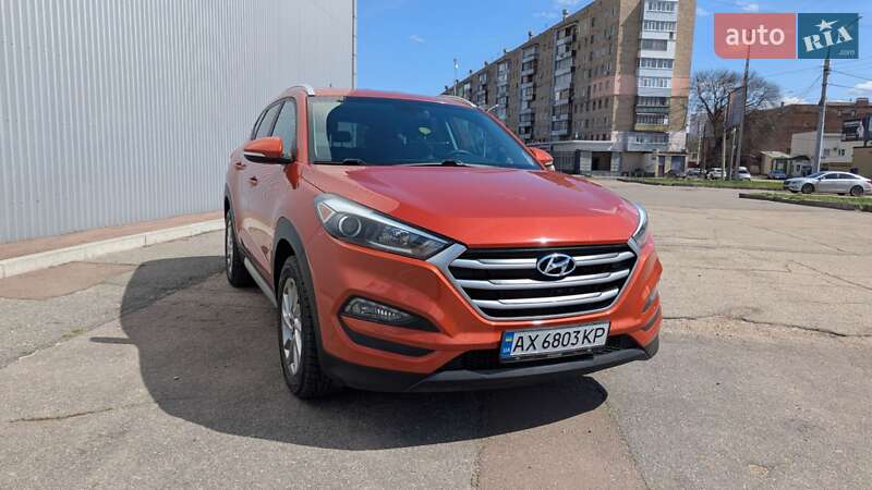 Позашляховик / Кросовер Hyundai Tucson 2016 в Харкові