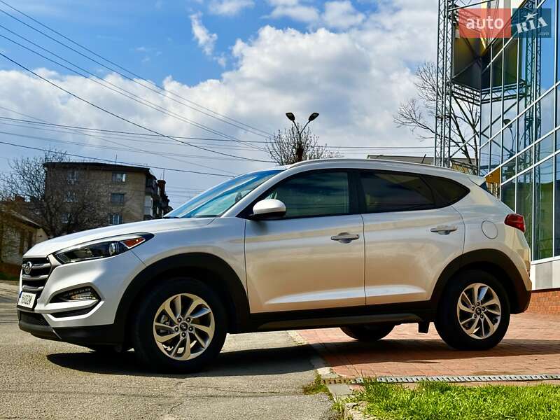 Позашляховик / Кросовер Hyundai Tucson 2016 в Дніпрі