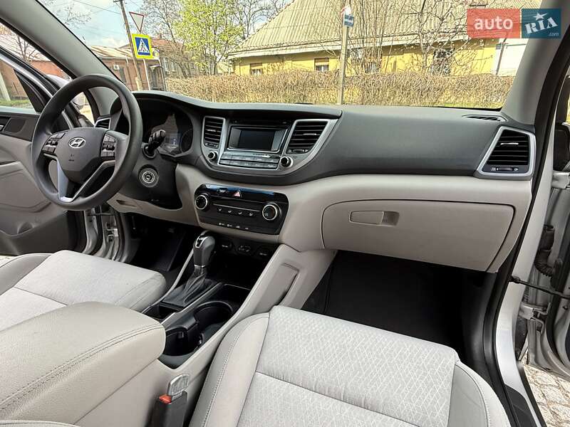 Позашляховик / Кросовер Hyundai Tucson 2016 в Дніпрі