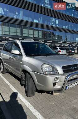 Позашляховик / Кросовер Hyundai Tucson 2006 в 