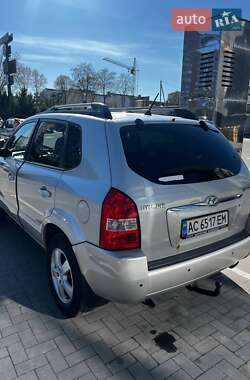 Позашляховик / Кросовер Hyundai Tucson 2006 в 