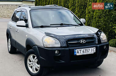 Позашляховик / Кросовер Hyundai Tucson 2006 в 