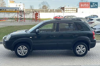 Позашляховик / Кросовер Hyundai Tucson 2008 в 