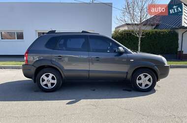 Внедорожник / Кроссовер Hyundai Tucson 2007 в 