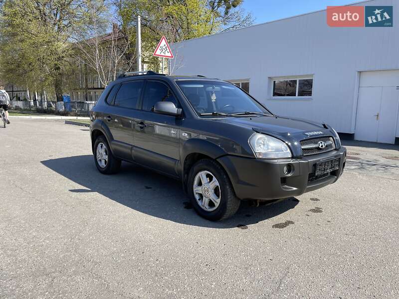 Внедорожник / Кроссовер Hyundai Tucson 2007 в 