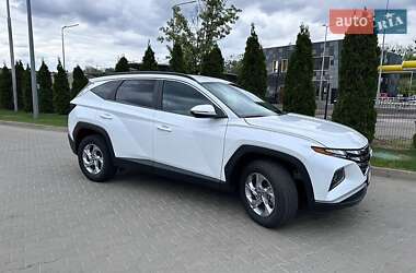 Позашляховик / Кросовер Hyundai Tucson 2022 в 