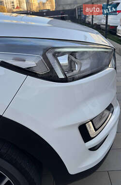 Позашляховик / Кросовер Hyundai Tucson 2020 в 
